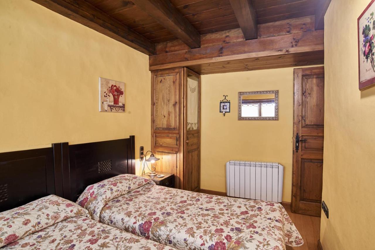 Apartamentos Solsalient Vilac Exterior photo