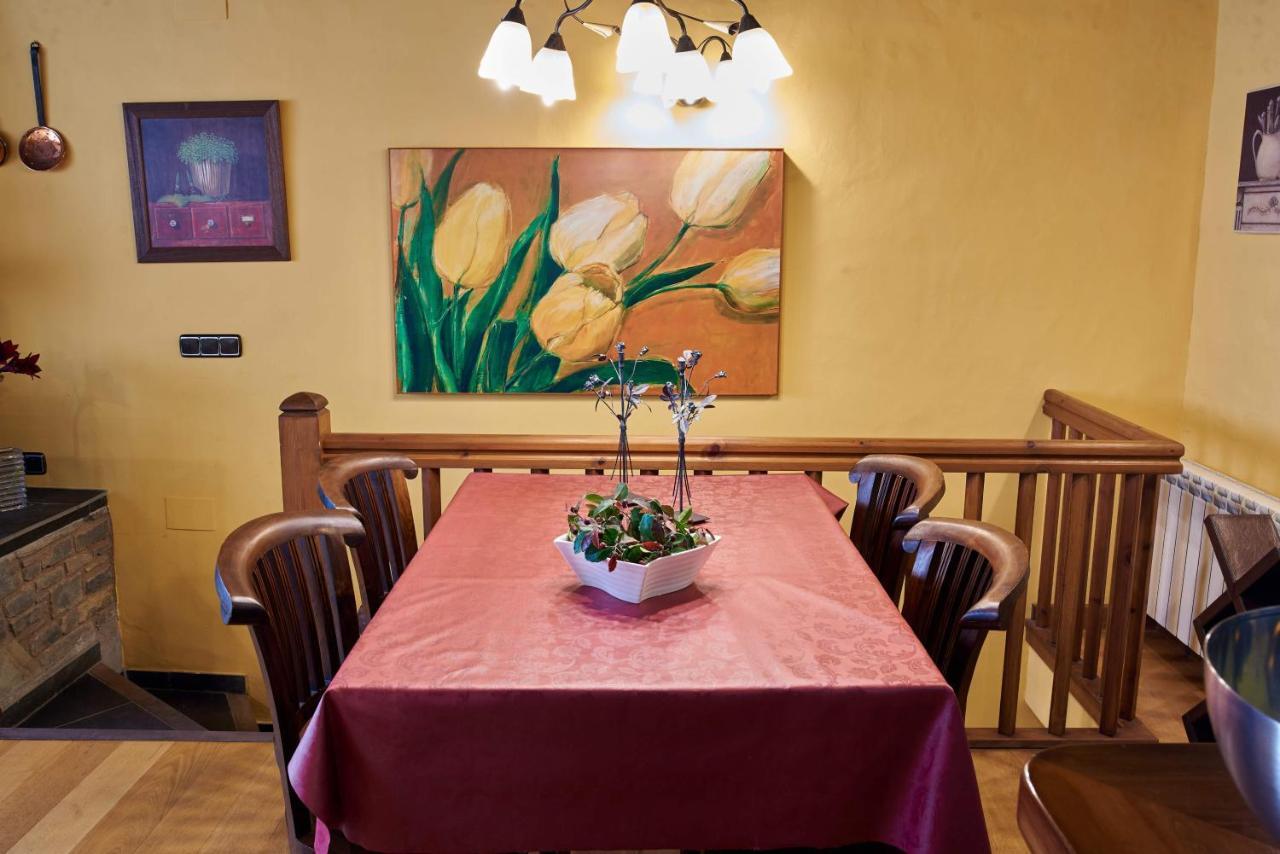 Apartamentos Solsalient Vilac Exterior photo