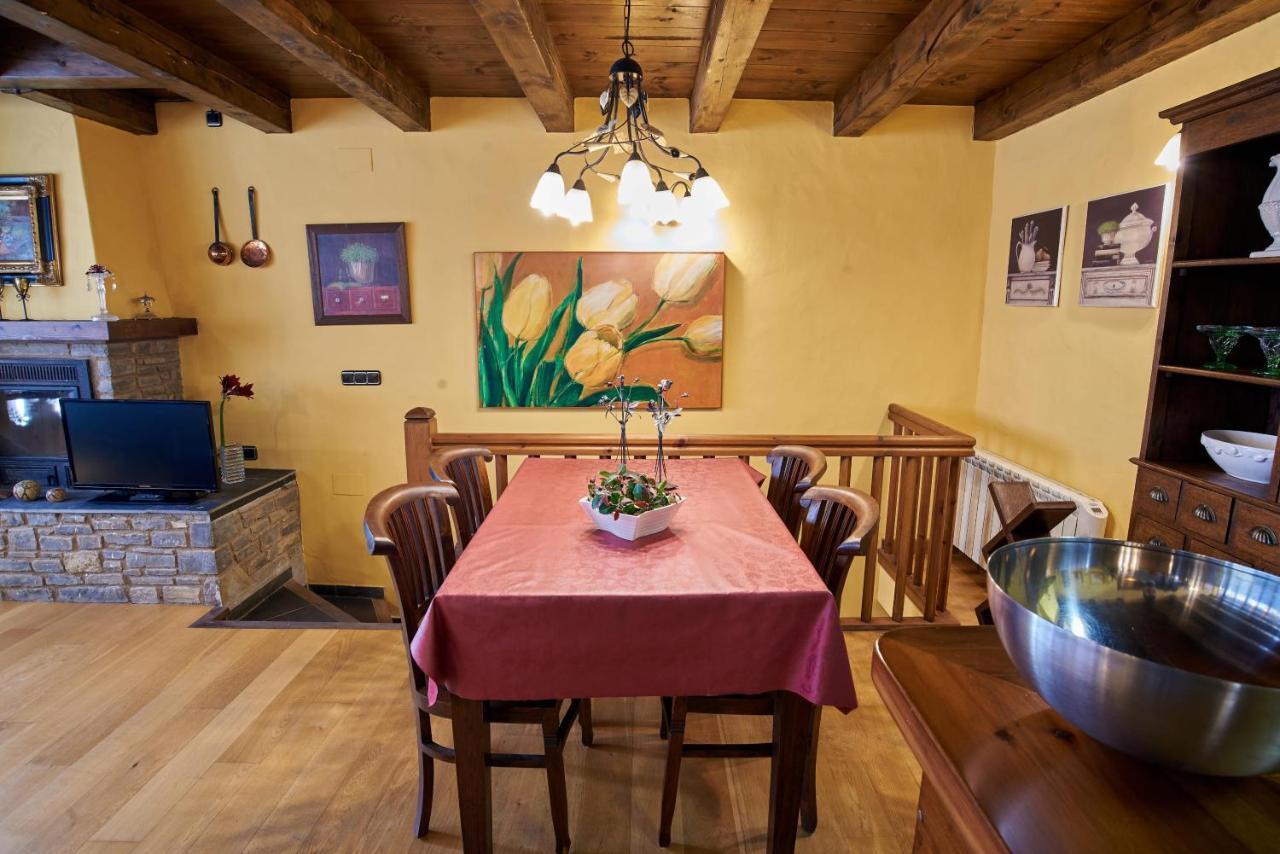 Apartamentos Solsalient Vilac Exterior photo